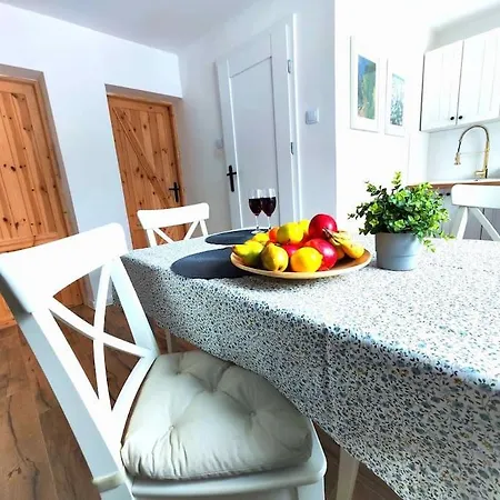 Komfortowy Apartament Narie Appartamento *