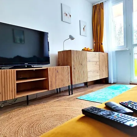 Komfortowy Apartament Narie * Kretowiny